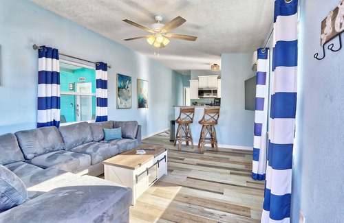 Capri Isle Casa | 🌴 Close To Beach ☀ Shore Thing Duplex 🐬 Easy Island Access
