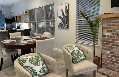 Southwest Casa | Close to beach & shopping & airport Charming Mission Style Home built in 1926.