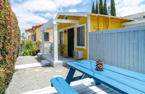 North Park Casa | Close to Beaches & Night Life - Maison D'oiseaux