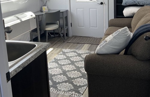 Mesa County Cabaña | Close to Biking Trails and Country Jam! Cozy Tiny House in the Country
