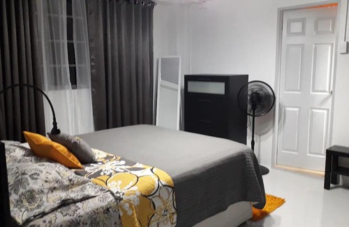 St. Anns Apartamento | Close to Carnival & POS activities! Secure 1 bdr apt, mins from Port of Spain