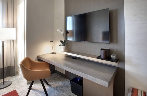 Coral Gables Casa | Close to Coconut Grove! 4 Relaxing Units, Onsite Parking! Pets are Allowed!