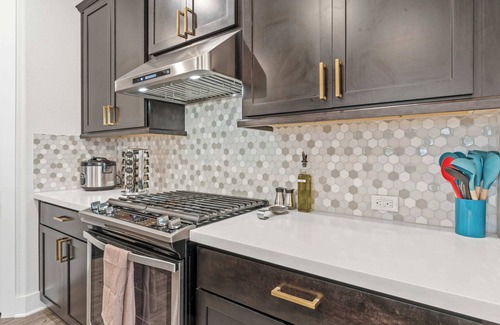 Austin Casa | Close to CotA & Downtown | Spacious & Luxe | 4BR