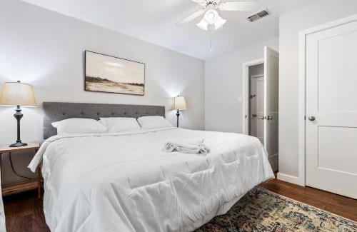 Little Rock Casa | Close to Everything Dining Shopping & Hiking