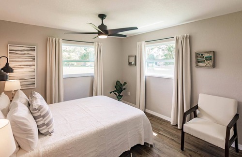 Charlotte Park Casa | Close to Fisherman's Village, historic downtown, and farmers market