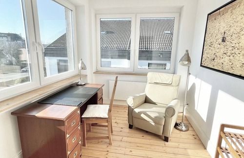 Friedrichsdorf Casa | Close to Frankfurt: Serene 5-bedroom house in Friedrichsdorf