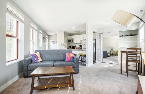 Chatham-Arch Apartamento | Close to Gainbridge and Lucas Oil