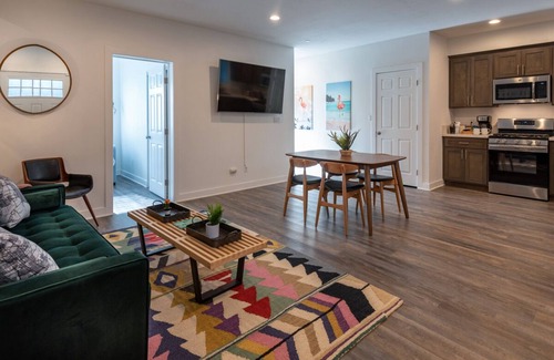 Willmore Casa | CENTRO Long Beach 5bed / 4bath