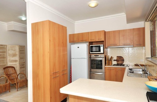 Hawks Nest Casa | Close to Jimmys Beach