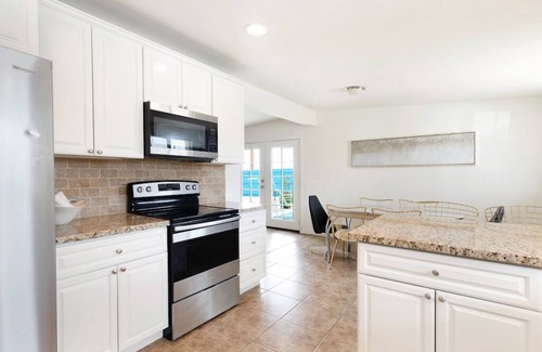 Twentynine Palms Casa | Close to Joshua Tree Entrance, STAR GAZE Jacuzzi, MTN VIEWS, Fire-Pit
