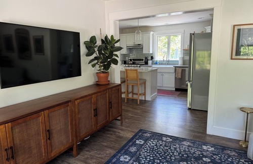 Lagoon Heights Casa | Nuevo hogar: a pie de Laguna y fácil acceso al centro