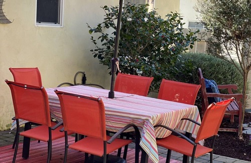 Del Rey Oaks Casa | ¡Reserve ahora para octubre / noviembre / diciembre y reciba $ 100 de descuento en la tarifa de limpieza! (Días festivos excluidos)