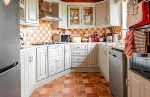 Mohill Casa | Close to Lough Rynn Castle Mohill - Room Only