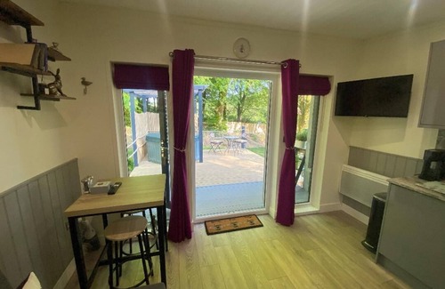South Molton Cabina | Close to Nature Easy to Find Cosy, Romantic Getaway