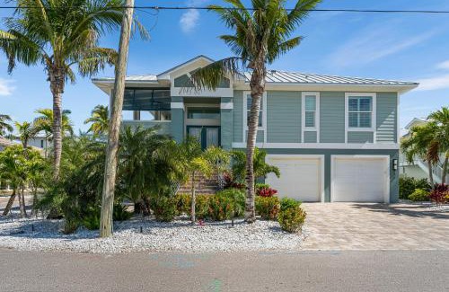 Fort Myers Beach Casa | Close to the Beach, Heated Pool and Spa - Sweet Carolina - Roelens