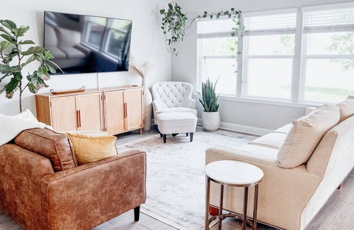 St. Augustine Casa | Close to the beach & downtown + pool, gym & playroom