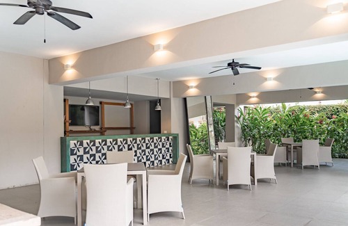 Sector R Condominio | Cerca de la ciudad y la playa | Dos dormitorios m��s loft en Mixie Condos