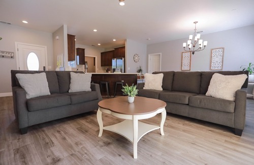 Oroville East Casa | Close to Town with a Remote Feel, Wooded View