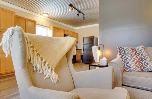 Greenwood Apartamento | Close to Uptown & Hospital: Greenwood Studio