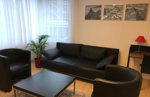Kloten Apartamento | Close to Zürich centre and Airport