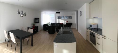 Kloten Apartamento | Close to Zürich centre and Airport