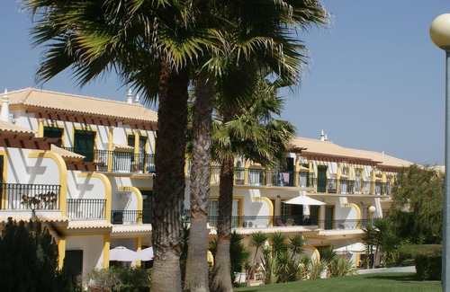 Guia Condominio | condominio cerrado en el centro de de Albufeira