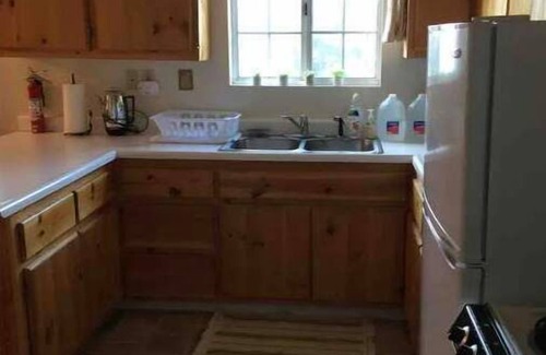 Lake Isabella Cabina | Closest Cabin to the Lake, AC, WiFi stargazing