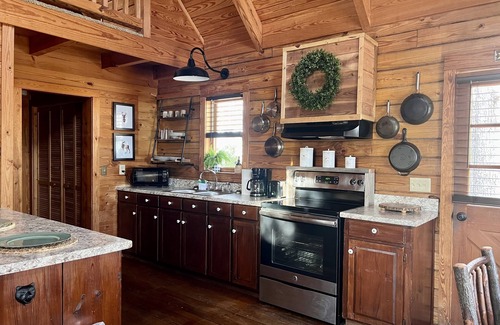 Pine Mountain Cabina | Mountain Love "Cabaña 1A