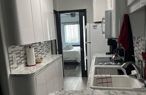 Lutz Condominio | CLOTHING OPTIONAL NUDEST RESORT Lovers Cove located in Paradise Lakes