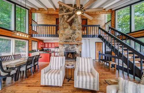 Big Canoe Cabina | Cloud 9 - Incredible Long Range Mountain Views in Big Canoe