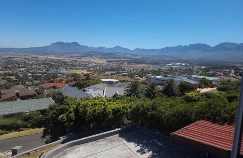 Mountainside Apartamento | Cloud 9 Room 6 King Bed & Stunning Views