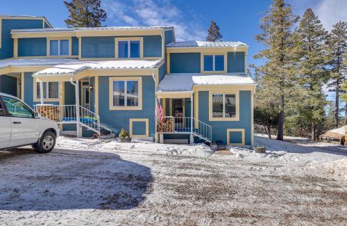 Cloudcroft Casa | Cloudcroft Vacation Rental about 4 Mi to Skiing!