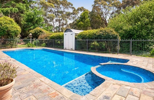 Red Hill Casa | Cloudland House and Cottage
