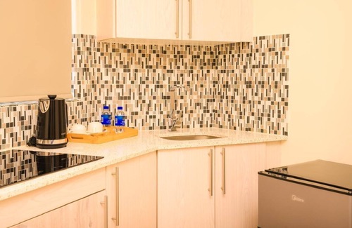 Greater Johannesburg Metropolitan Area Cabina | clouds 52 lodge