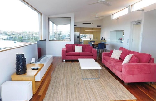 Clovelly Casa | Clovelly Beach House with Pool