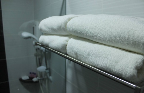 Bandar Baru Permas Jaya Hotel | Clover Hotel