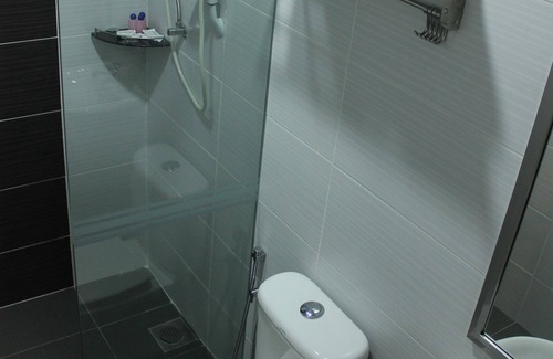 Bandar Baru Permas Jaya Hotel | Clover Hotel