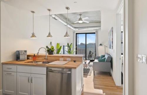 Northeast South Bend Apartamento | Clover Luxury High-Rise DownTown South Bend