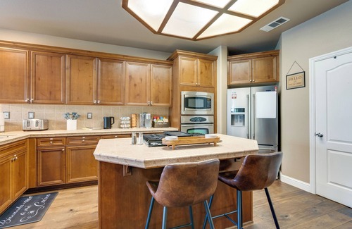 Clovis Cabaña | Clovis Retreat w/ Patio & Yard ~ 3 Mi to Old Town!