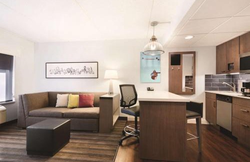 Charlotte Hotel | CLT Sky Suites