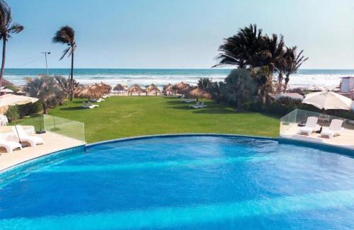 Área del bulevar Barra Vieja Apartamento | Club de Playa, Alberca y Amenidades - Departamento E4
