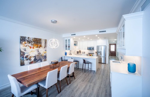 Seven Mile Beach Condominio | Club Se7en at The Beachcomber
