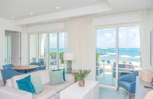 Rum Point Hotel | Club Suites at Rum Point