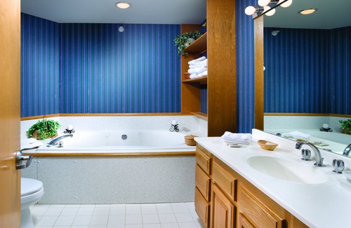 Jeffersonville Hotel | Club Wyndham Smugglers’ Notch Vermont