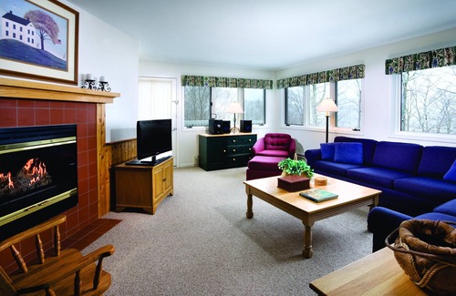 Jeffersonville Hotel | Club Wyndham Smugglers’ Notch Vermont