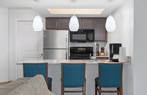 Cherry Grove Beach Hotel | Club Wyndham Towers on the Grove