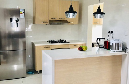Greater Johannesburg Metropolitan Area Villa | Cluster 59 Issa