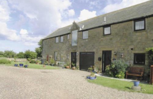 Woodhorn Casa | Clutter Cottage