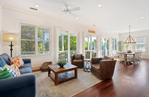 Isle of Palms Casa | CM3302: 3302 Cameron Blvd.