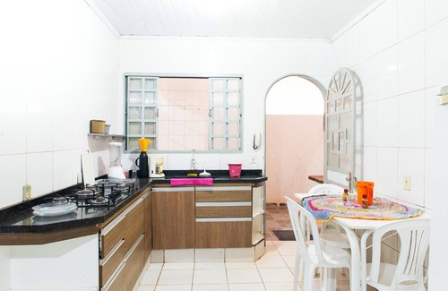 Aguas Claras Casa | CMC Guesthouse